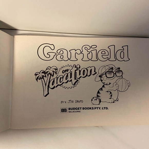 Garfield On Vacation Comic book - Picture 2 of 4